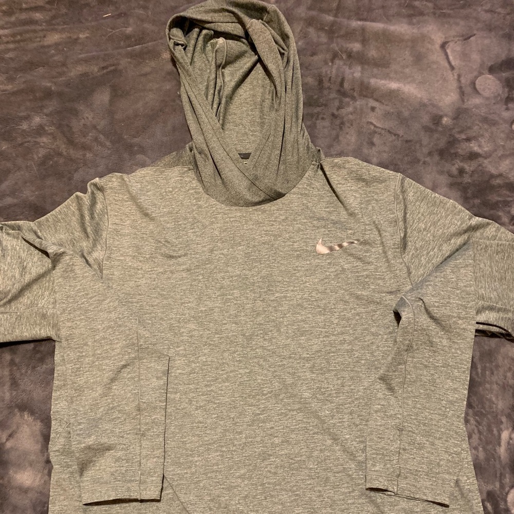 Nike pullover